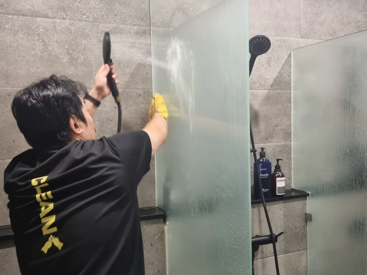 미추홀구 용현동 건물 세면대·파우더룸 바닥 위생청소 사례 - 행진크린